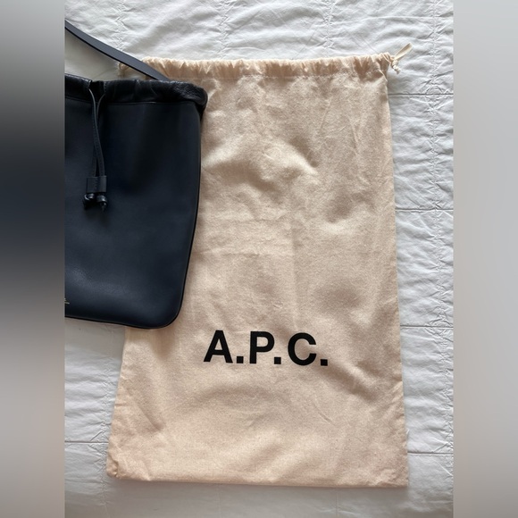 A.P.C. Sac Havane Crossbody bag Navy - Picture 11 of 15